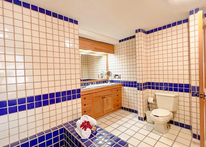 & Oceanfront Terrasol Condo, 2 Pools & Patio *