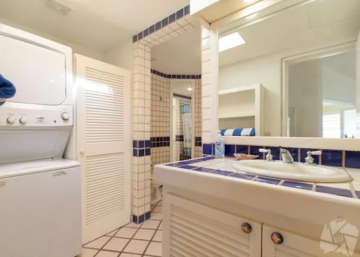 & Oceanfront Terrasol Condo, 2 Pools & Patio * Cabo San Lucas
