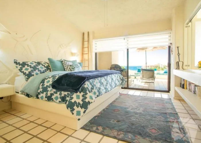 & Oceanfront Terrasol Condo, 2 Pools & Patio