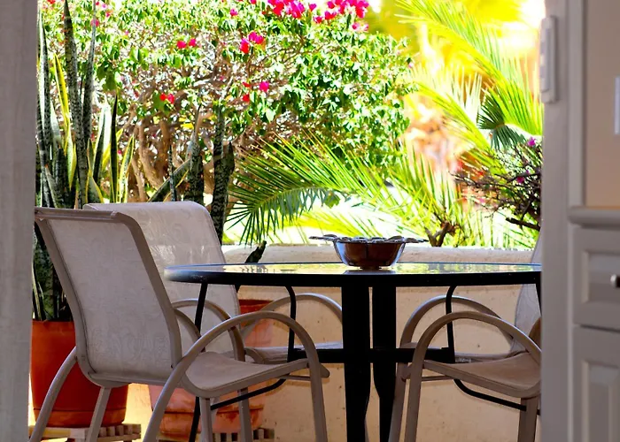 Apartment & Oceanfront Terrasol Condo, 2 Pools & Patio Cabo San Lucas