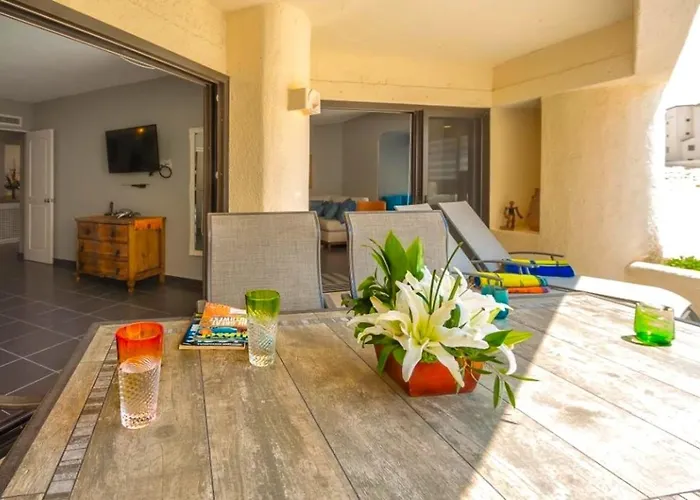 & Oceanfront Terrasol Condo, 2 Pools & Patio