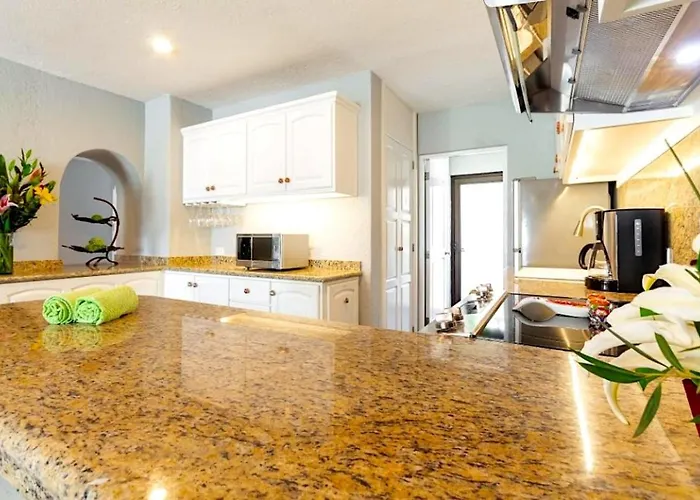 Apartment & Oceanfront Terrasol Condo, 2 Pools & Patio Cabo San Lucas