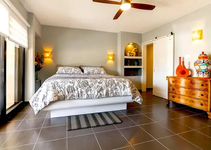 & Oceanfront Terrasol Condo, 2 Pools & Patio *