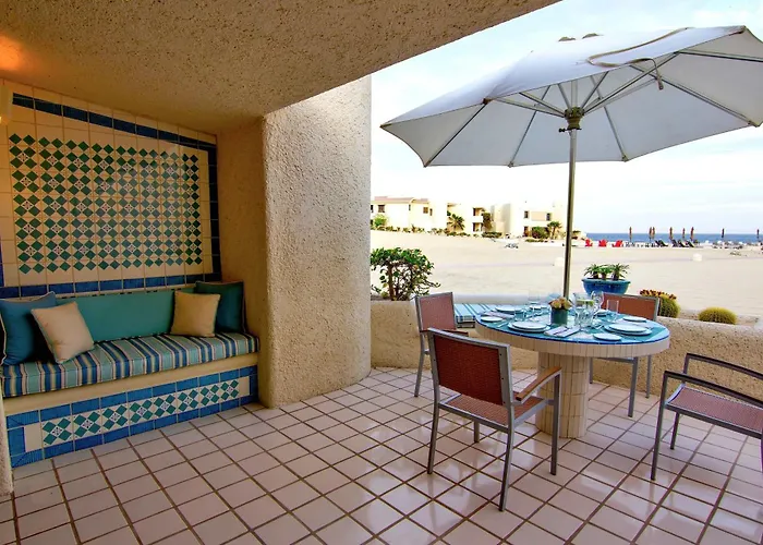 & Oceanfront Terrasol Condo, 2 Pools & Patio